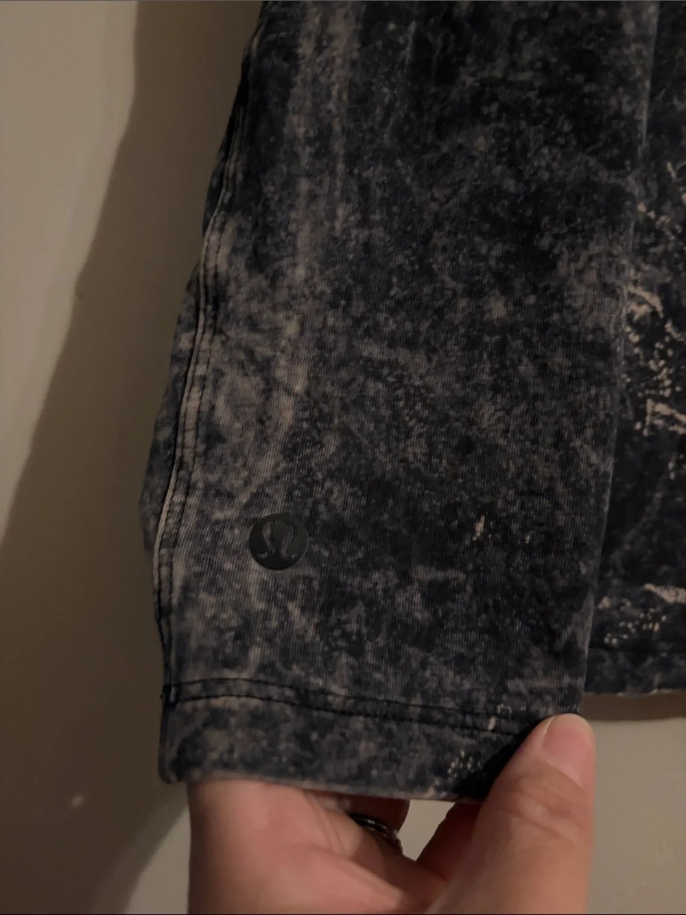 Lululemon Tee - Picture 3 of 5
